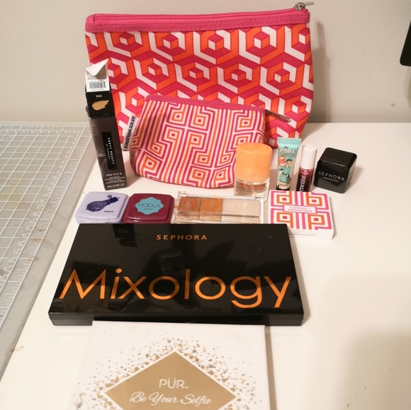 Split makeup bundle
